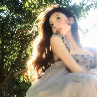玉女撩春
